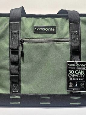 Samsonite Voyager Collection 30 Can Capacity Cooler Bag Green & Black